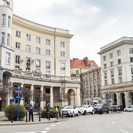 Centre Open View By Bookinghost Warszawa